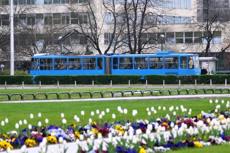 OD ČETVRTKA TRAMVAJI PONOVNO ULICOM GRADA VUKOVARA I ŠUBIĆEVOM